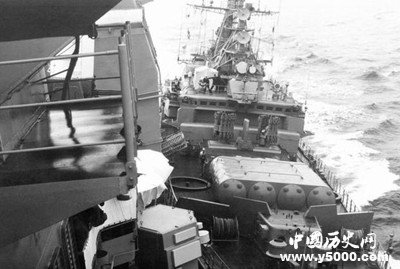 直击:28年前苏联军舰对美国军舰的惊世一撞