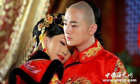“皇帝大婚”娶汉族护士为妻